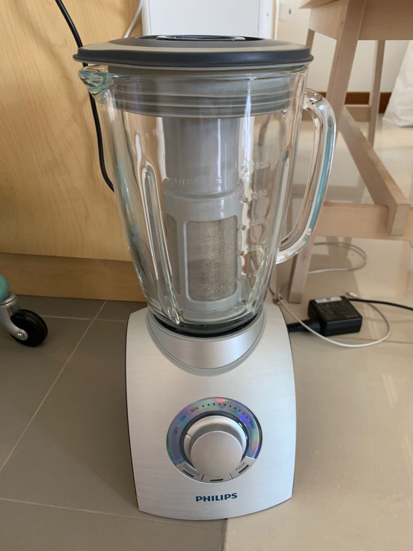 Philips blender (powerful!) self collect Punggol Way, TV & Home