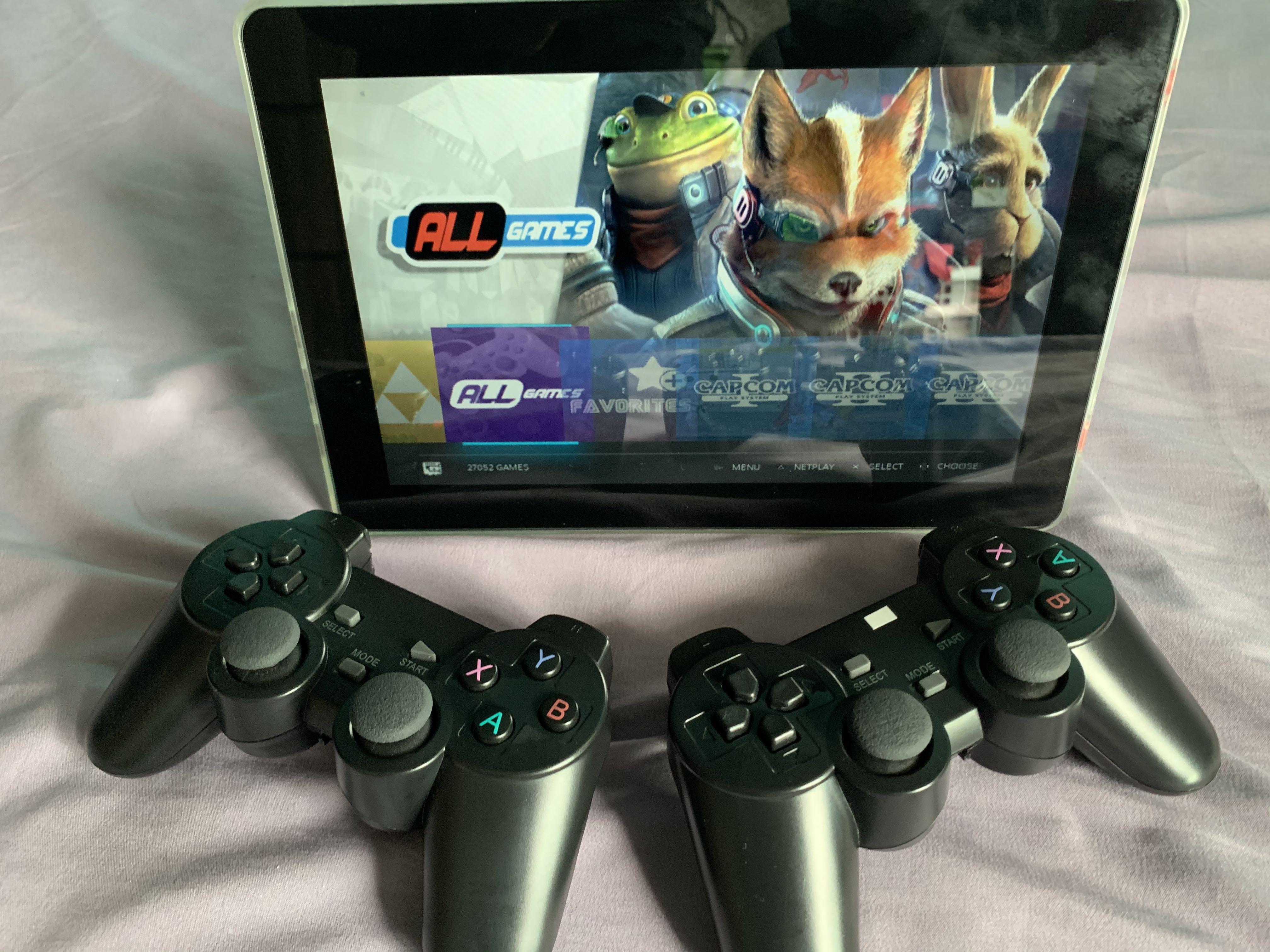 Retro Game Machine w/ 10 inch Monitor, Raspberry Pi 3b (Batocera OS) 27k Games, Toys & Games