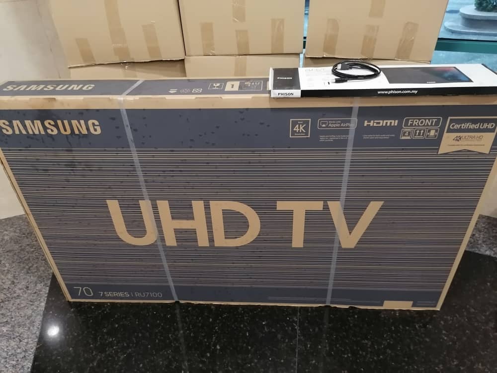 Samsung Ru7100 Uhd Hdr Tv 70 Ua70ru7100kxxm Electronics Tvs Entertainment Systems On Carousell