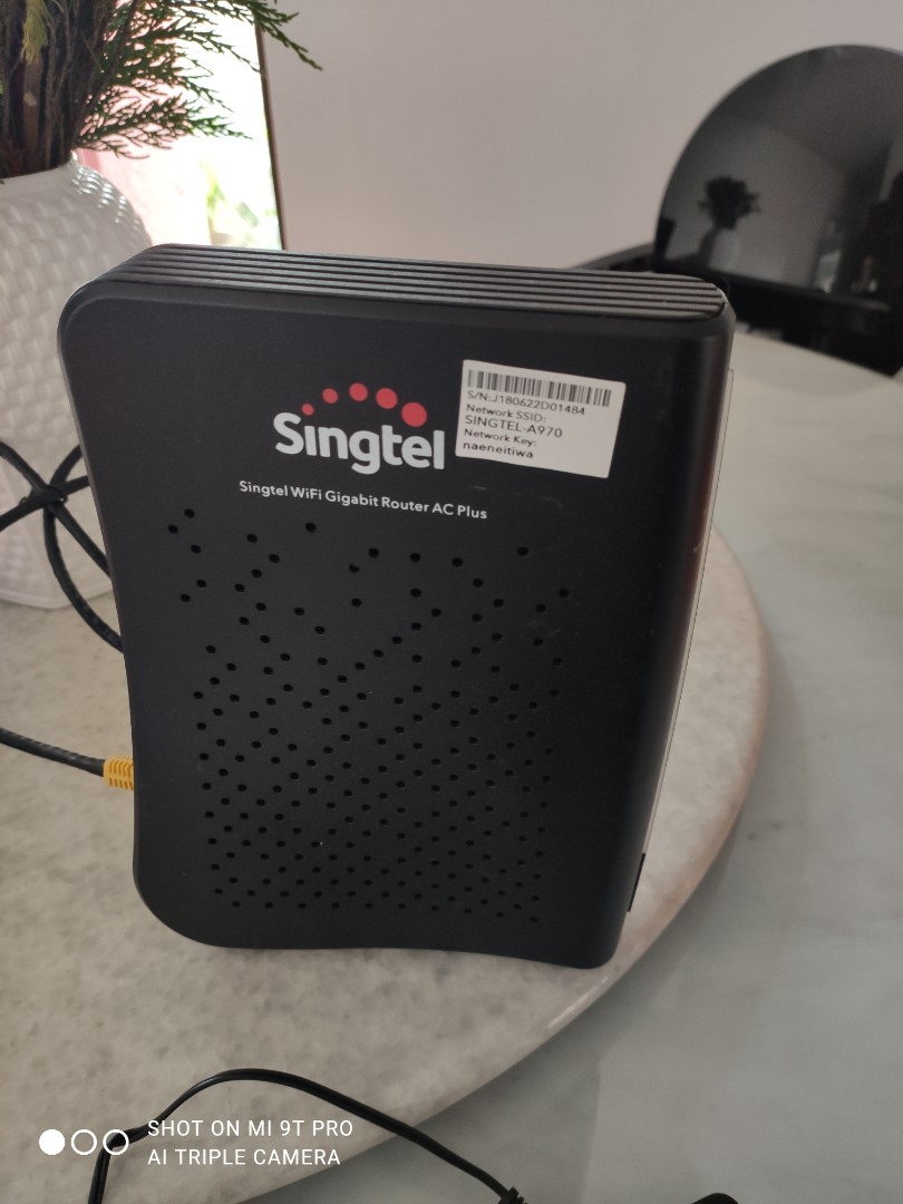 Singtel WiFi router wireless, Computers & Tech, Parts & Accessories ...