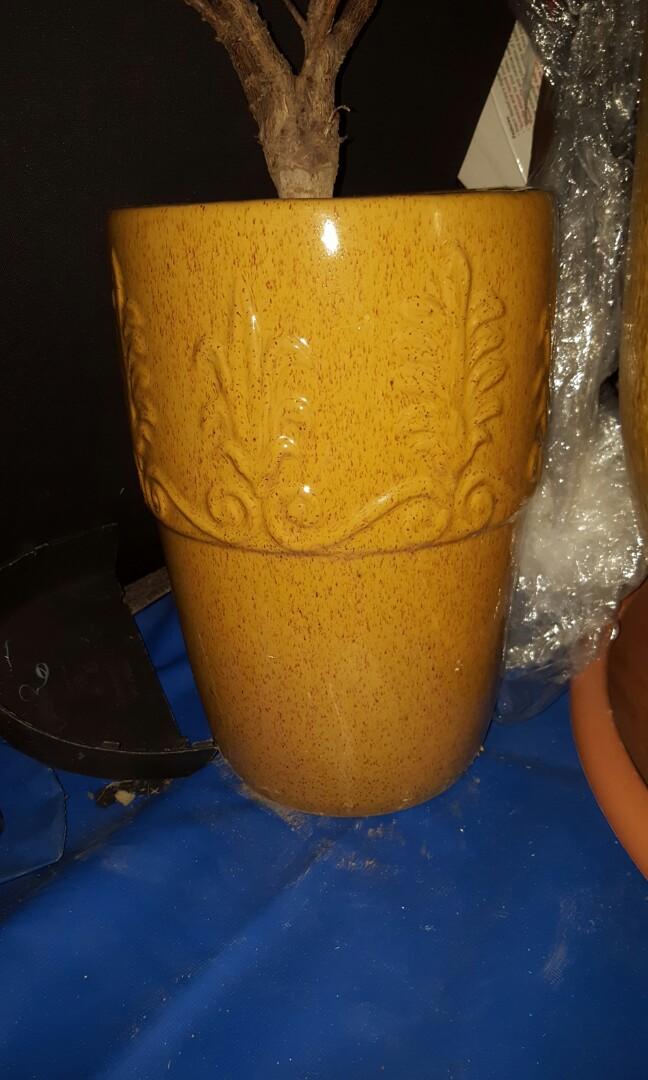 tall pot 10, Furniture & Home Living, Gardening, Pots & Planters on
