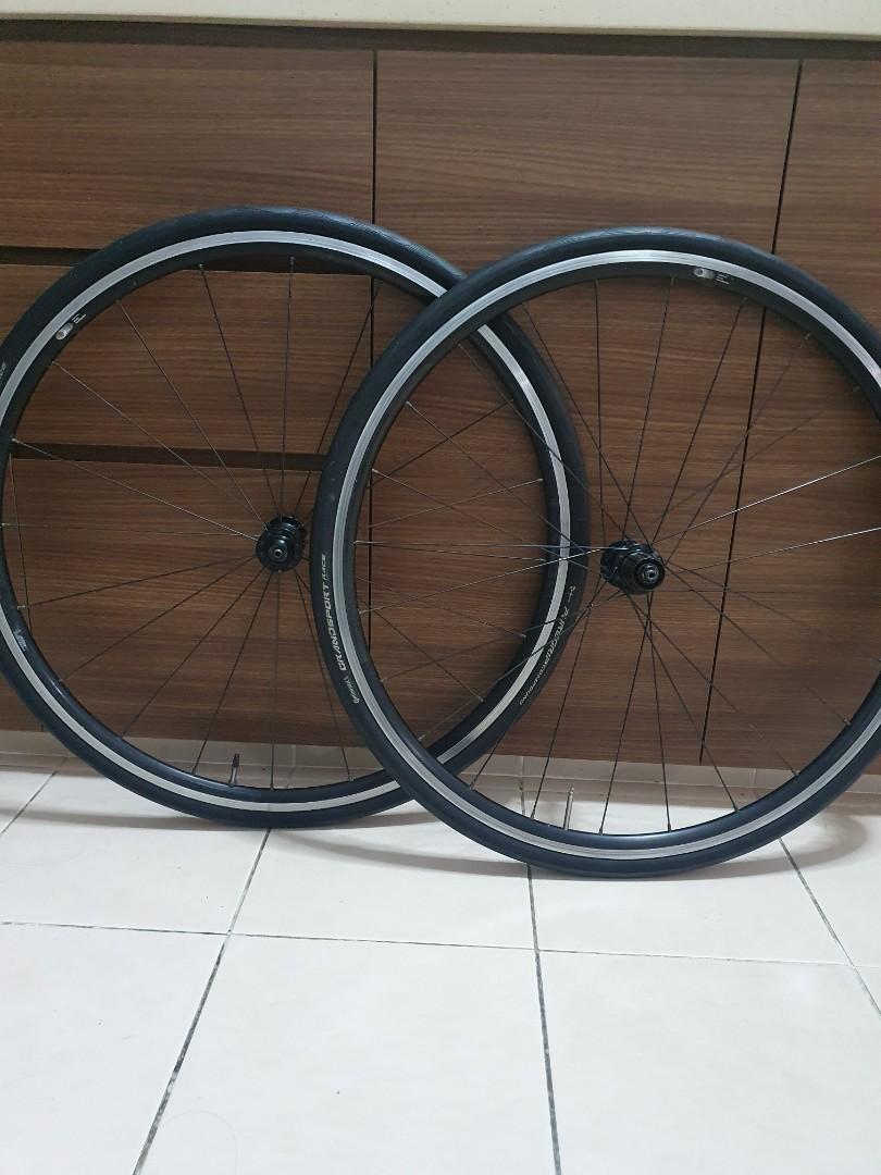 Wheelset Shimano Wh R500 Bicycles Pmds Bicycles Road Bikes On Carousell