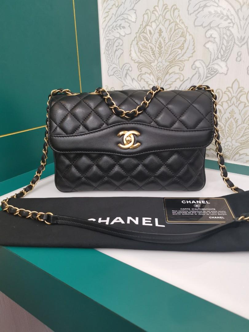Chanel coco vintage flap bag clearance
