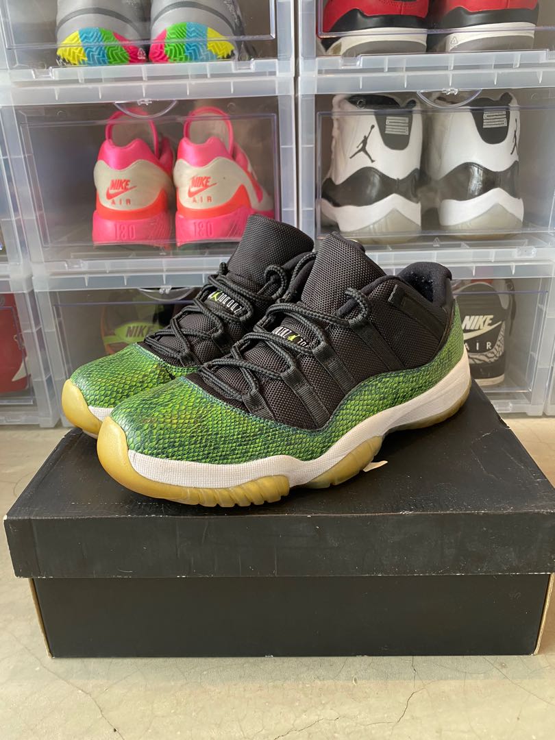 Men's jordan cheap snakeskin 11