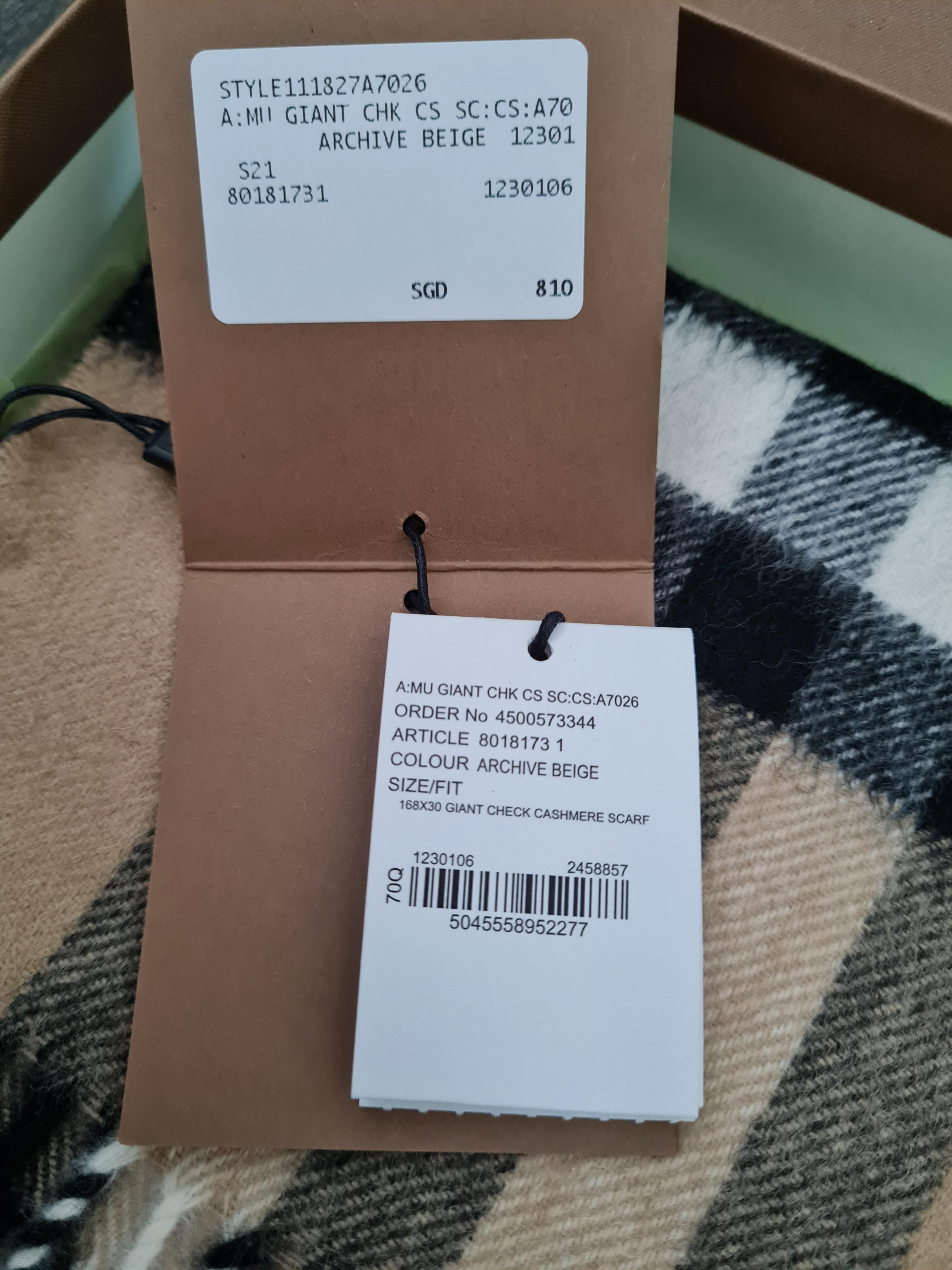 Authentic Burberry Giant Check Cashmere Beige Scarf, Luxury, Accessories on  Carousell