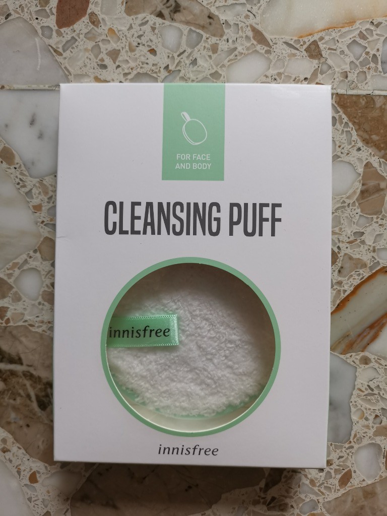 cleansing puff innisfree