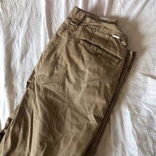 Dockers khakis pants
