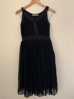 Excellent condition Chloe pleated silk dress - xs-s 33 chest