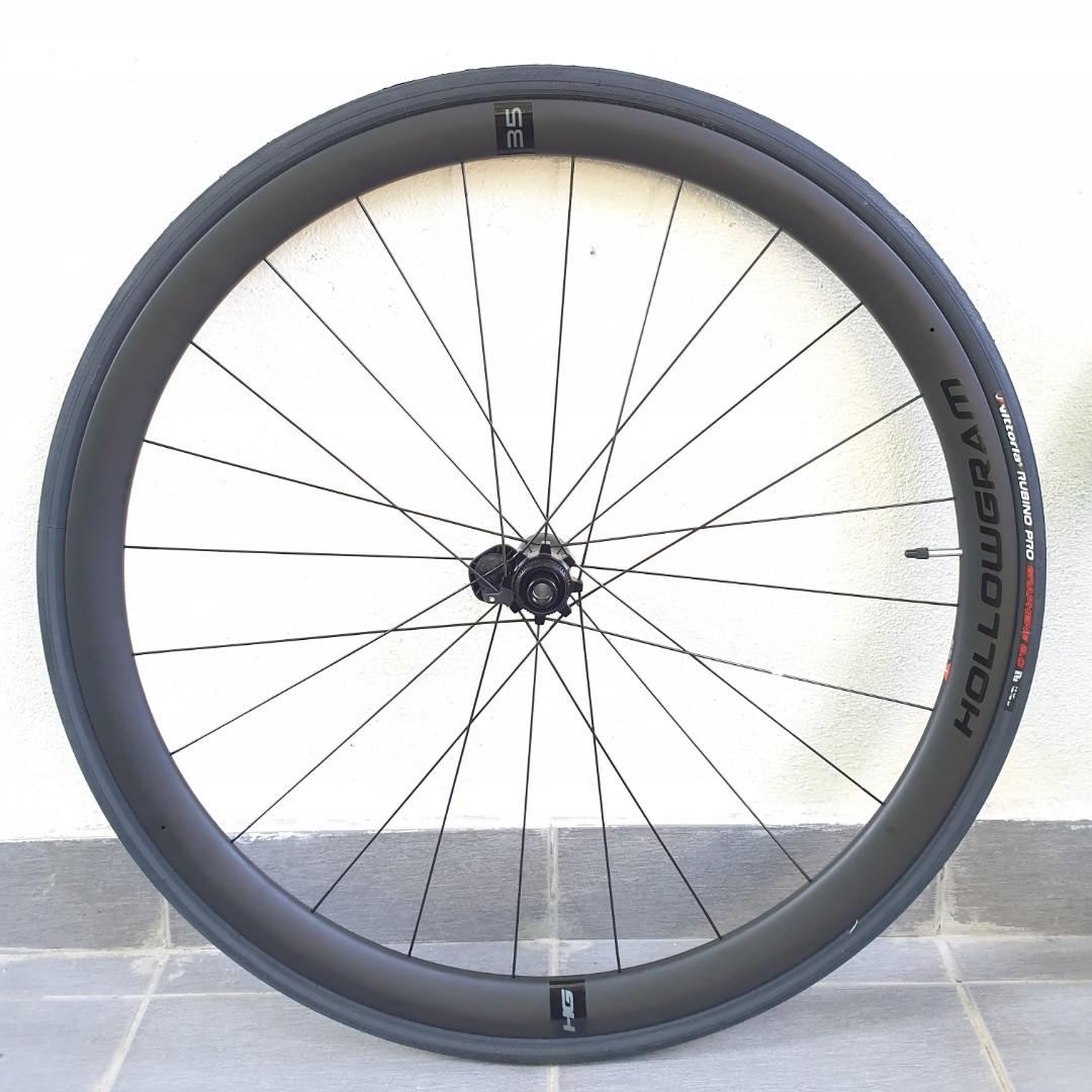 Hollowgram 35 carbon wheelset