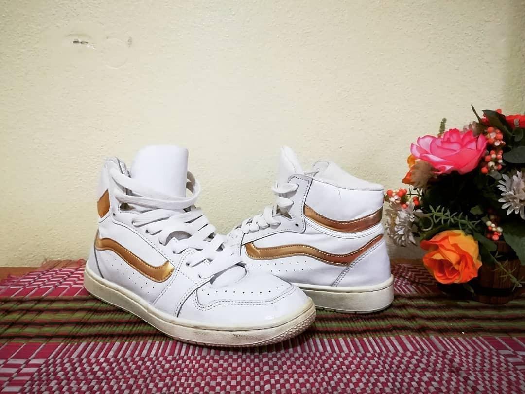 Kasut supra sale