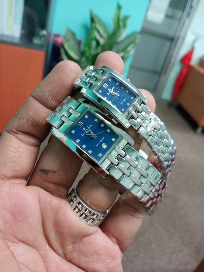 Louis arden swiss quartz top