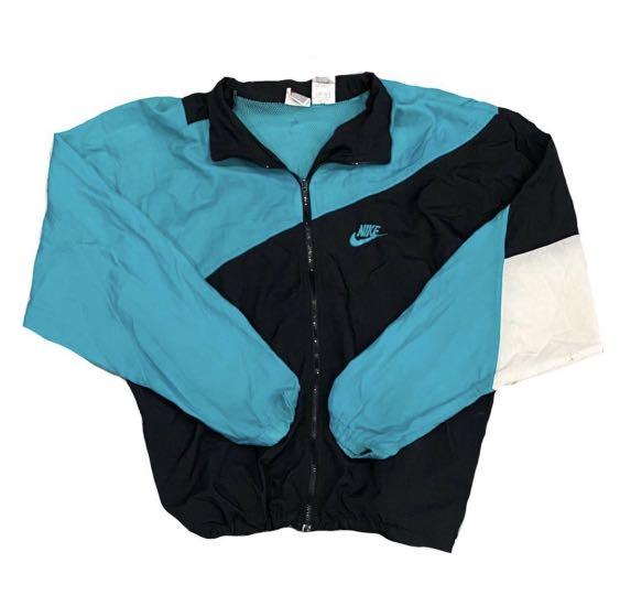 black and blue nike windbreaker