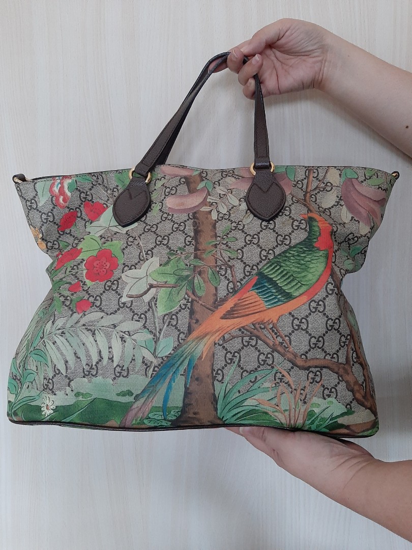 Gucci deals peacock bag