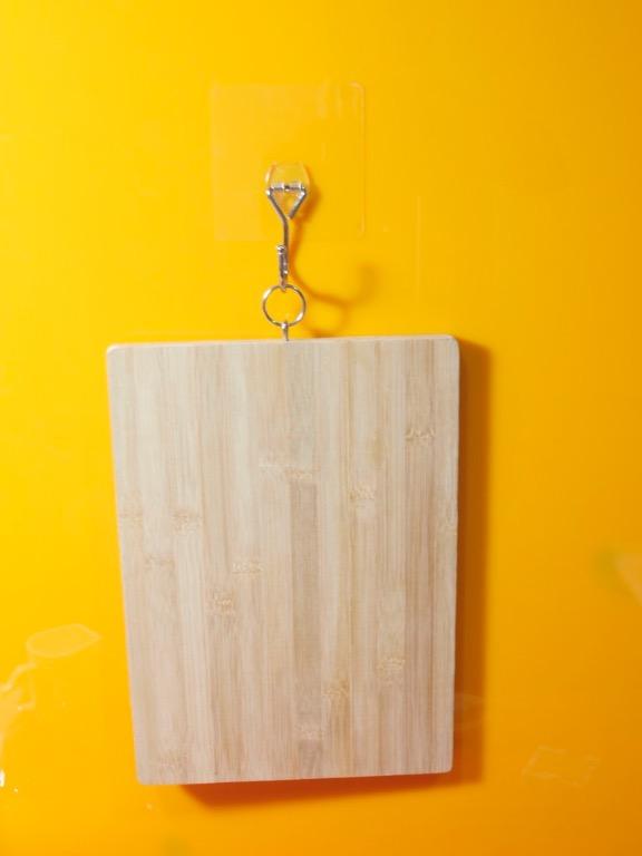 Pasteit (Category: Everything Else) located in Singapore. Submitted by winsonyap83 (Listing ID 1059695136, Image 2). Description: Metal Big Hook – D6001 Price: 1 for $9.00, 2 for S$14.00, 3 for S$20.00 Material: Metal with Chrome finish (304 Stainless steel) Color: Gloss Silver Dimensions: L10cm x B10cm Weight (g): 55 Weight limited(kg): 2.3 Forget about nails and screws, Paste-It™ Adhesive Hooks are fast and easy to apply! Our patented technolog