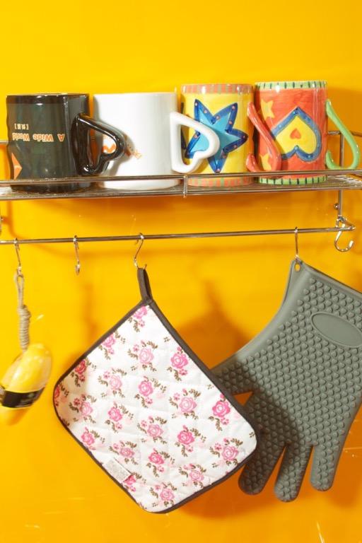 Pasteit (Category: Everything Else) located in Singapore. Submitted by winsonyap83 (Listing ID 1059692042, Image 2). Description: Multi-Purpose Rack w 6 Hooks – D6023 Price: 1 fo $55.00, 2 for S$80.00, 3 for S$105.00 Material: 304 Stainless Steel Color: Gloss Silver Dimensions: L24cm x B14cm x H10.5cm Weight (g): 470 Weight limited(kg): 5.0 Paste-It multi purpose rack helps to utilise your vertical spaces. It keep all your kitchenware, small appl