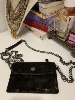 (Category: ) located in . Submitted by closetxsale (Listing ID 1059652059, Image 1). Description: .