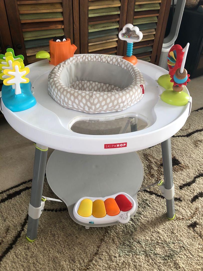 Skip hop activity center like new, Babies & Kids, Infant Playtime on