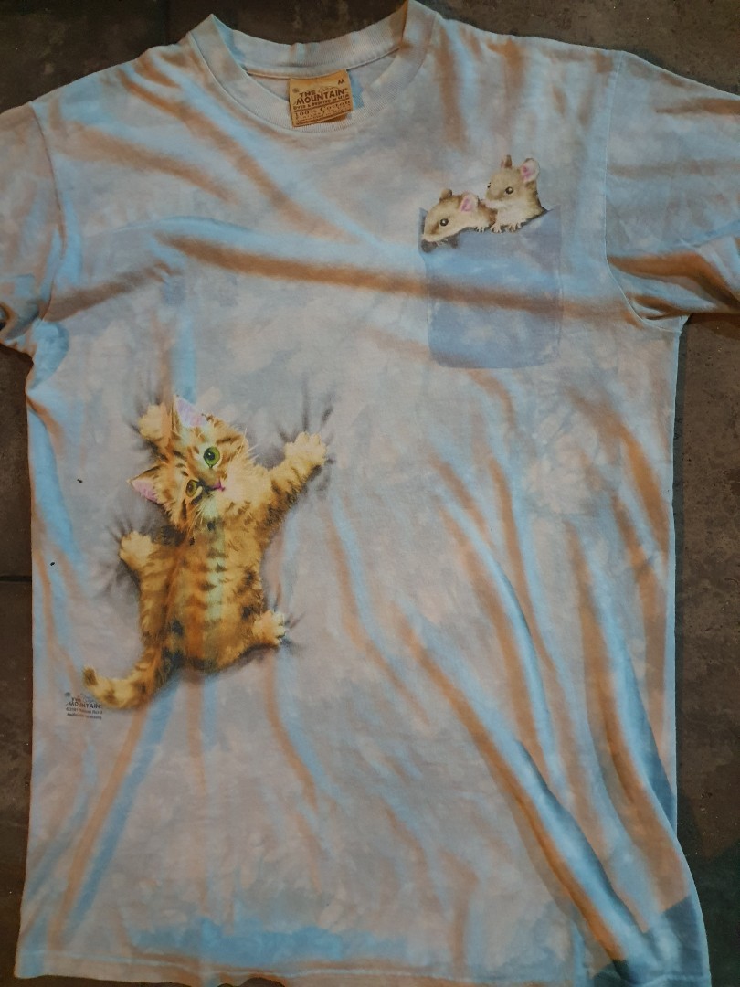 the mountain t shirt vintage