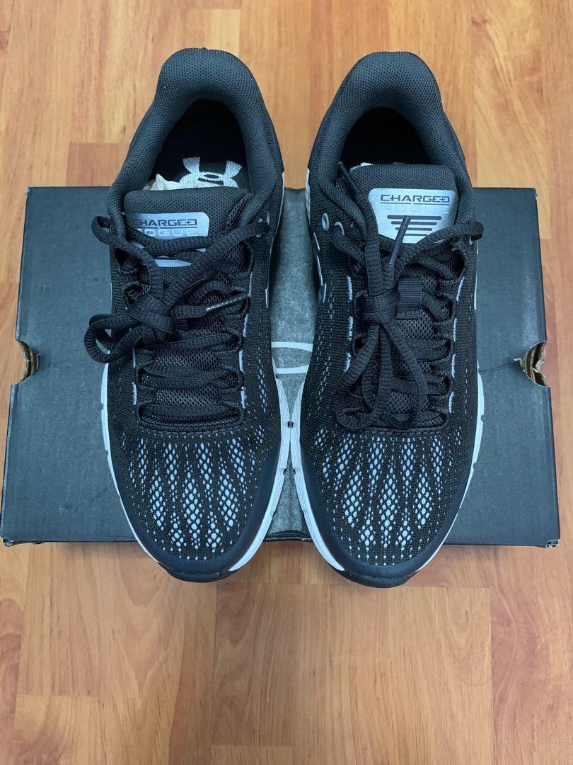 boys under armour trainers