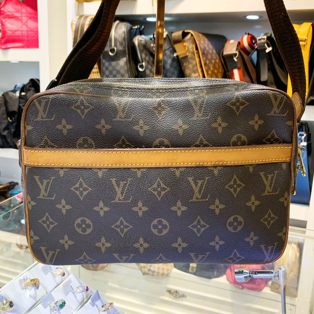 Vintage Louis Vuitton Camera Sling Bag, Luxury, Bags & Wallets on Carousell