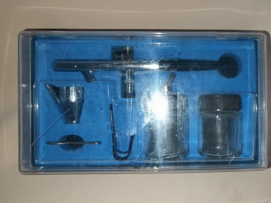 Airbrush (Category: Craft Supplies & Tools) located in Valenzuela. Submitted by shikkufindsmla (Listing ID 1053637848, Image 3). Description: BRAND NEW Earthman Airbrush set **hose not included ₱1200.