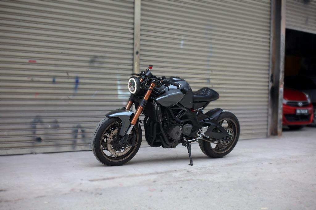 Tnt 600 cheap cafe racer