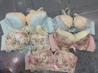 （分類：）位於 。 由 bbsum 提交（商品編號 1053533607，圖片 1）。簡介： 。