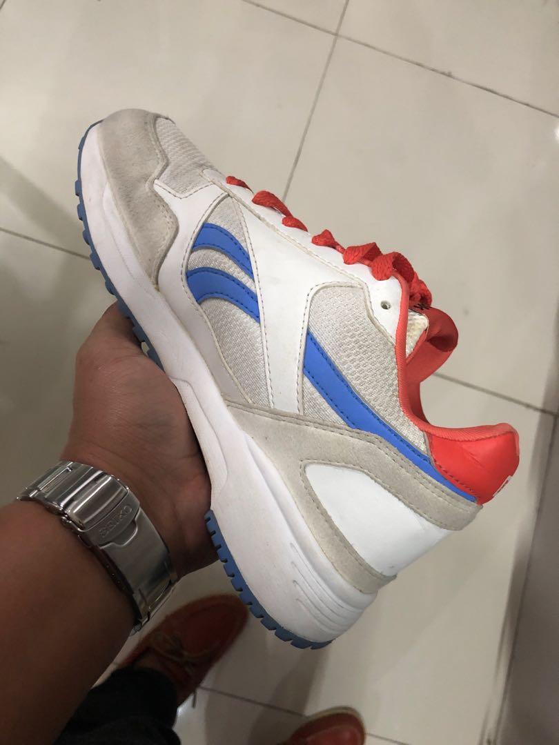 Bt21 x reebok classic store