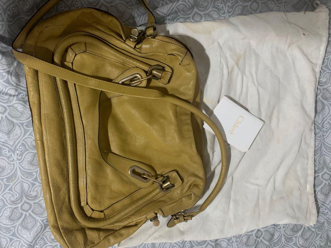Chloe Paraty Large (Category: Luxury Bags & Wallets) located in Pasig City. Submitted by klips (Listing ID 1053582814, Image 2). Description: Bought from Chloe Store Hongkong.
