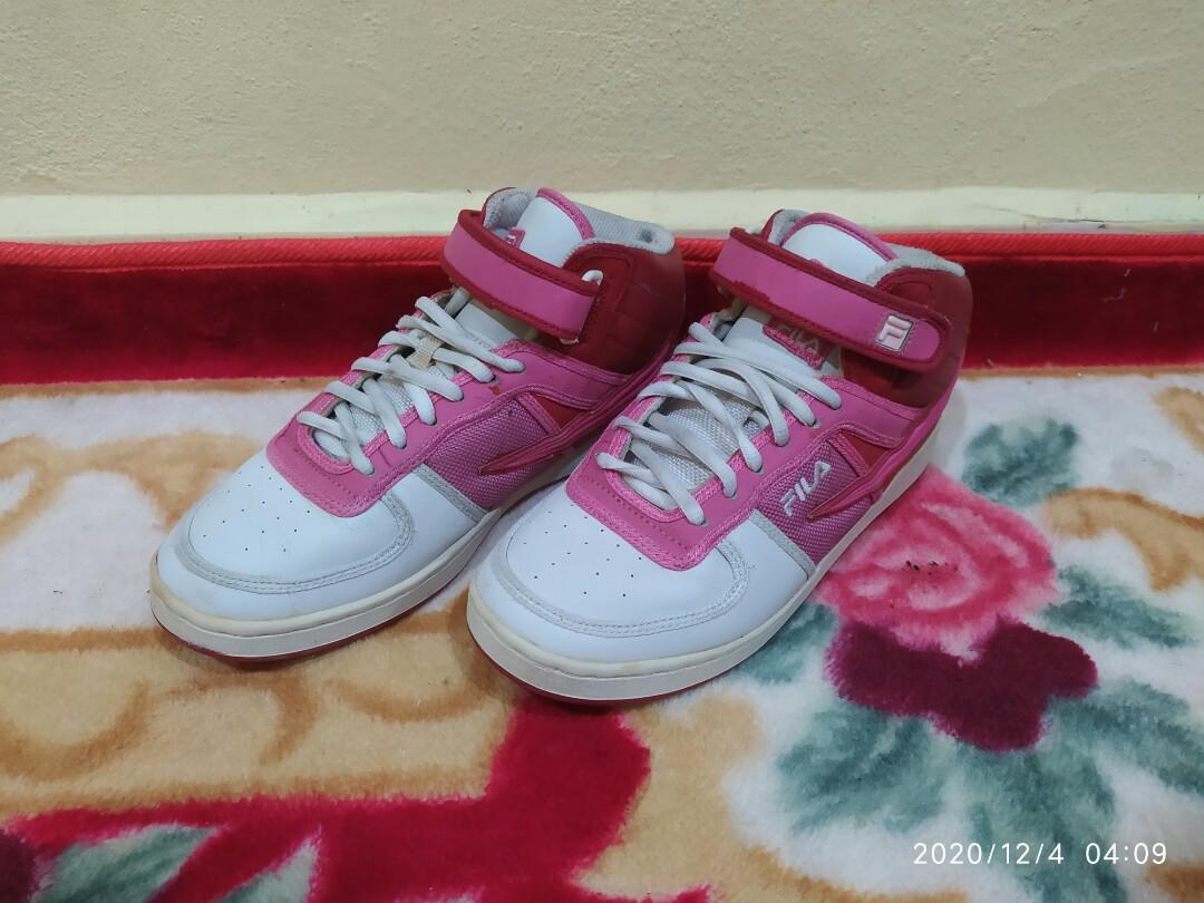 Kasut sale fila pink