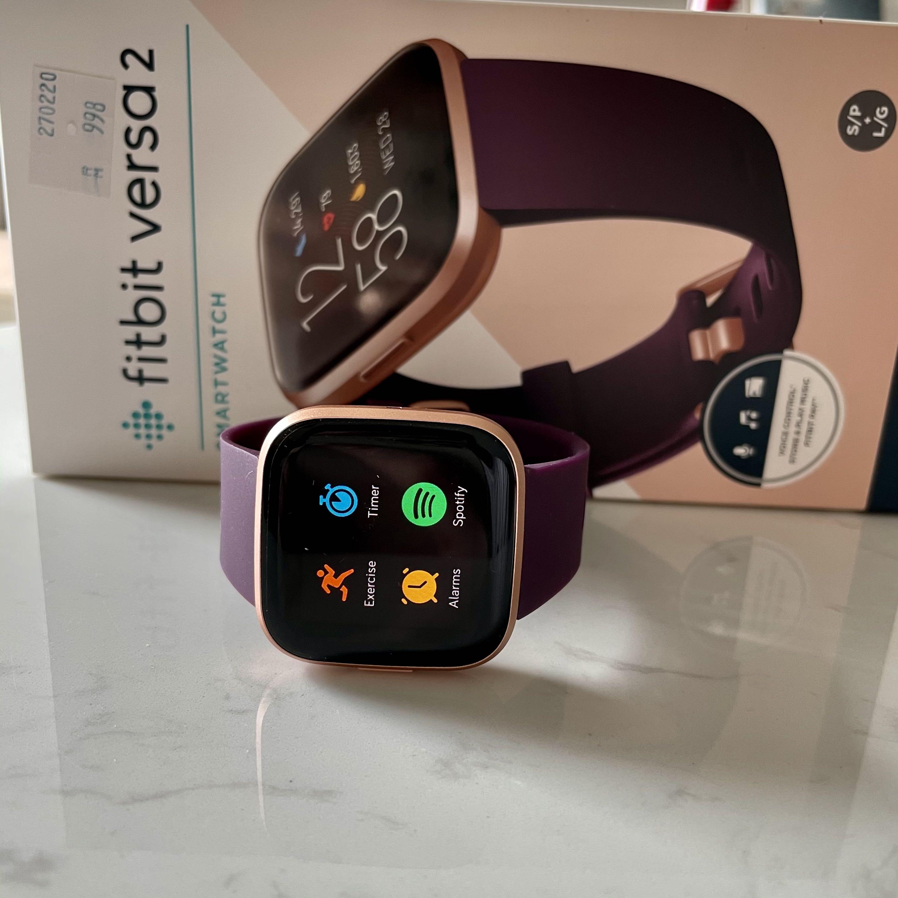 Fitbit versa original 2025