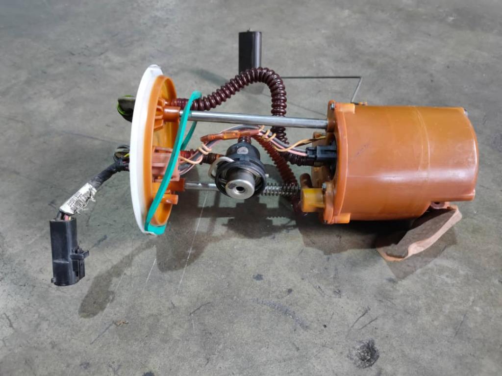 Ford Escape Fuel Pump / Petrol Pump / Minyak Pump, Auto Accessories on