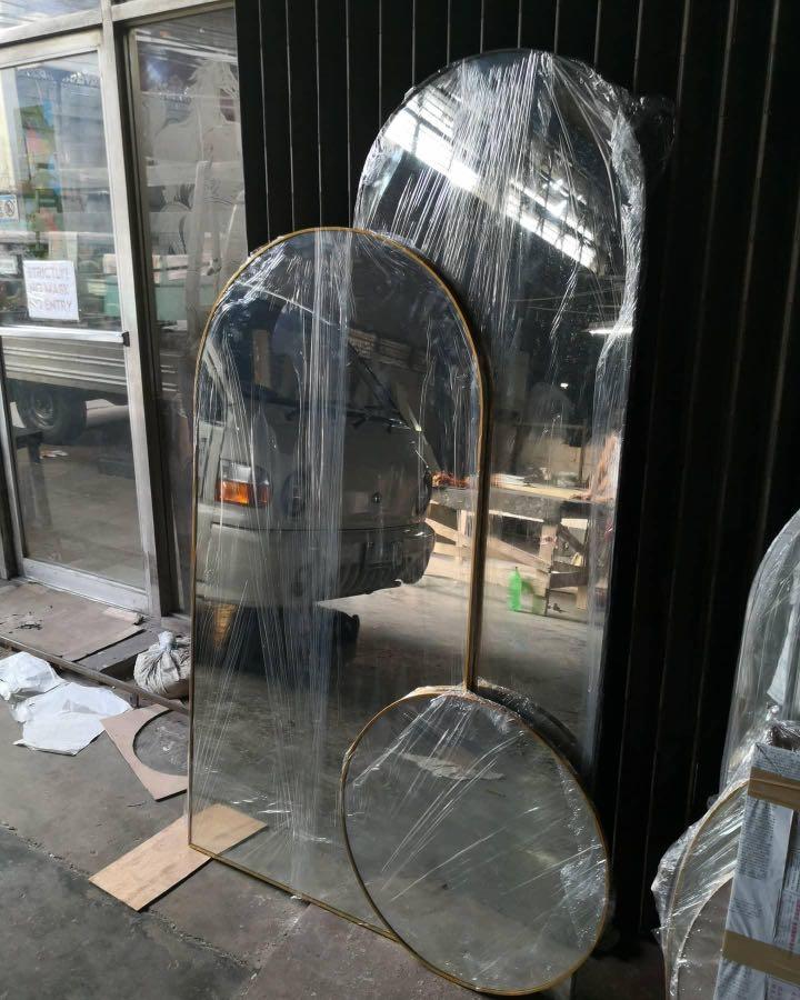 Frame or frameless arc mirror (Category: Mirrors) located in Malabon City. Submitted by djstoree (Listing ID 1053639442, Image 1). Description: Starts at 1750.