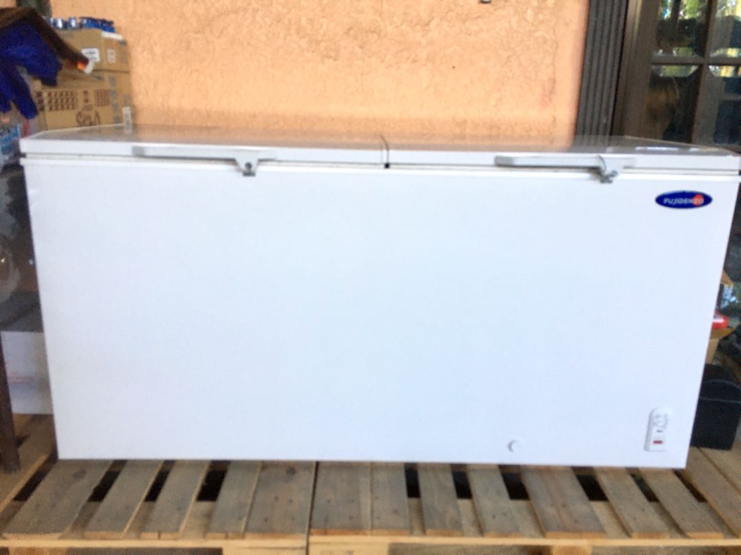 Fujidenzo 18 Cu Ft Solid Top Chest Freezers Fc 18 Adf White Tv Home Appliances Kitchen Appliances Refrigerators And Freezers On Carousell