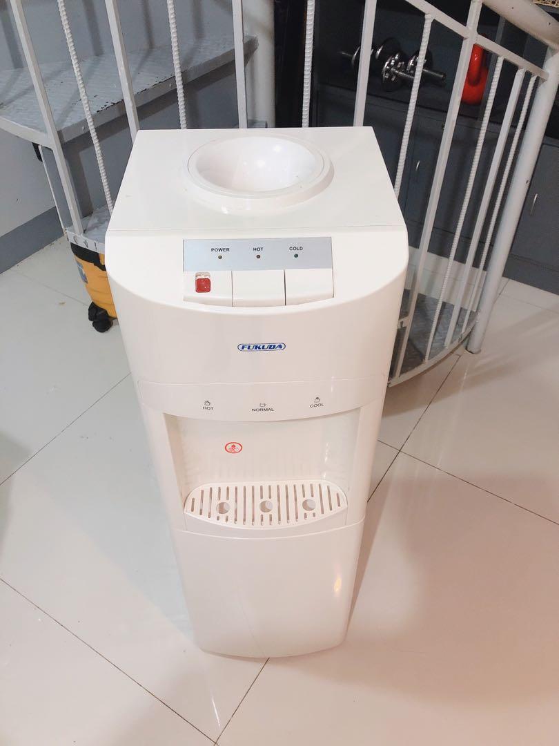 https://media.karousell.com/media/photos/products/2020/12/4/fukuda_water_dispenser_hot__co_1607052739_377fd5d4_progressive.jpg