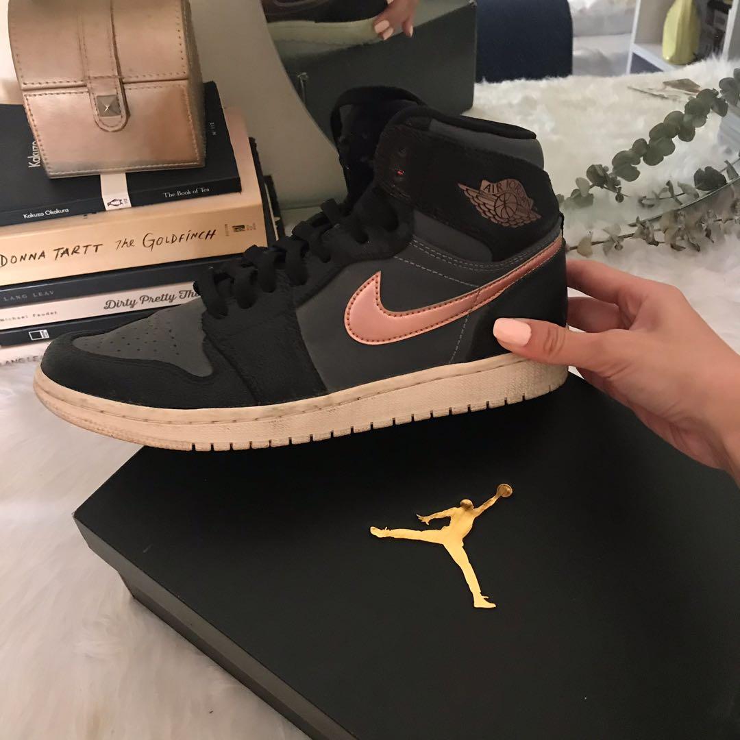 air jordan 1 size 7 womens