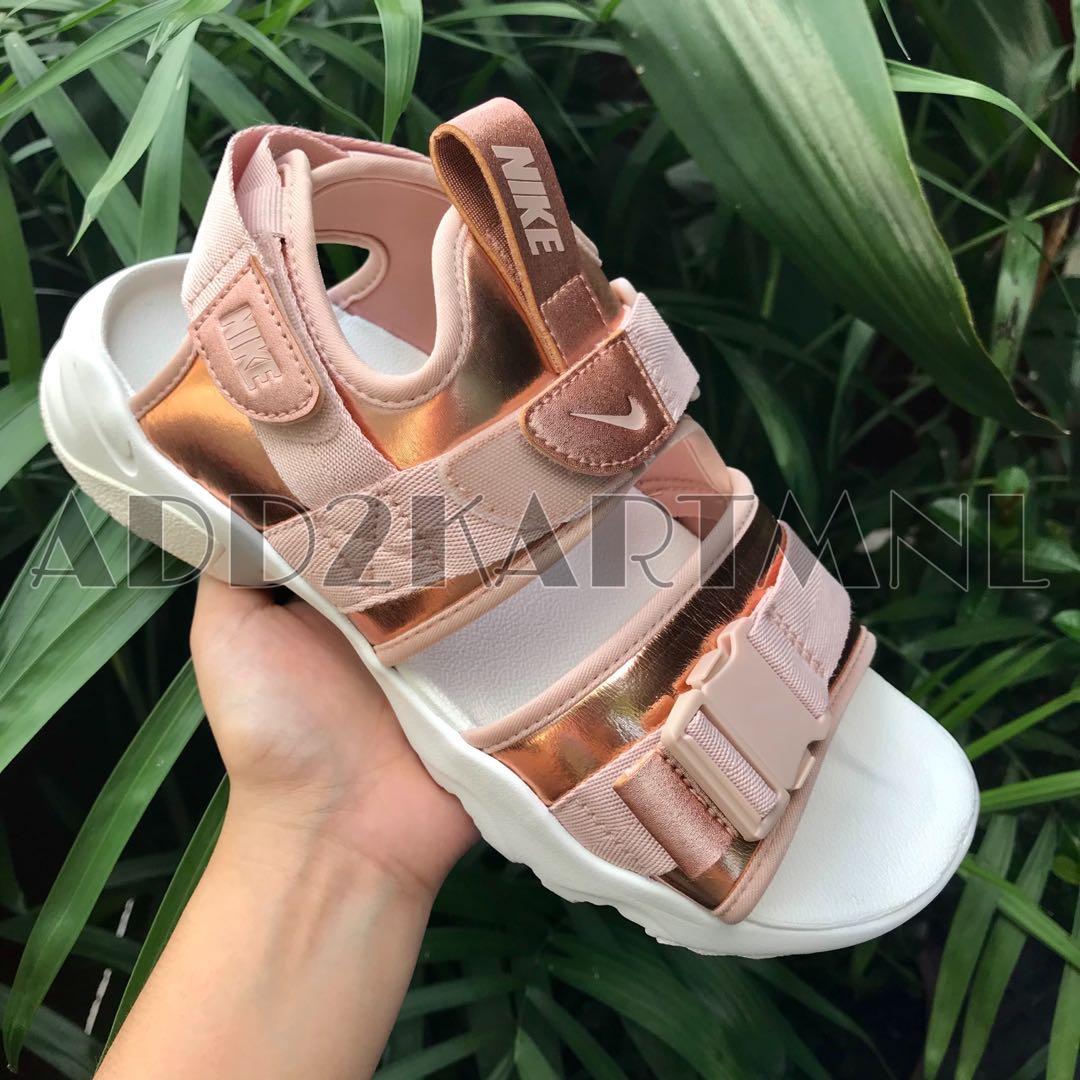 Nike canyon sales sandals womens