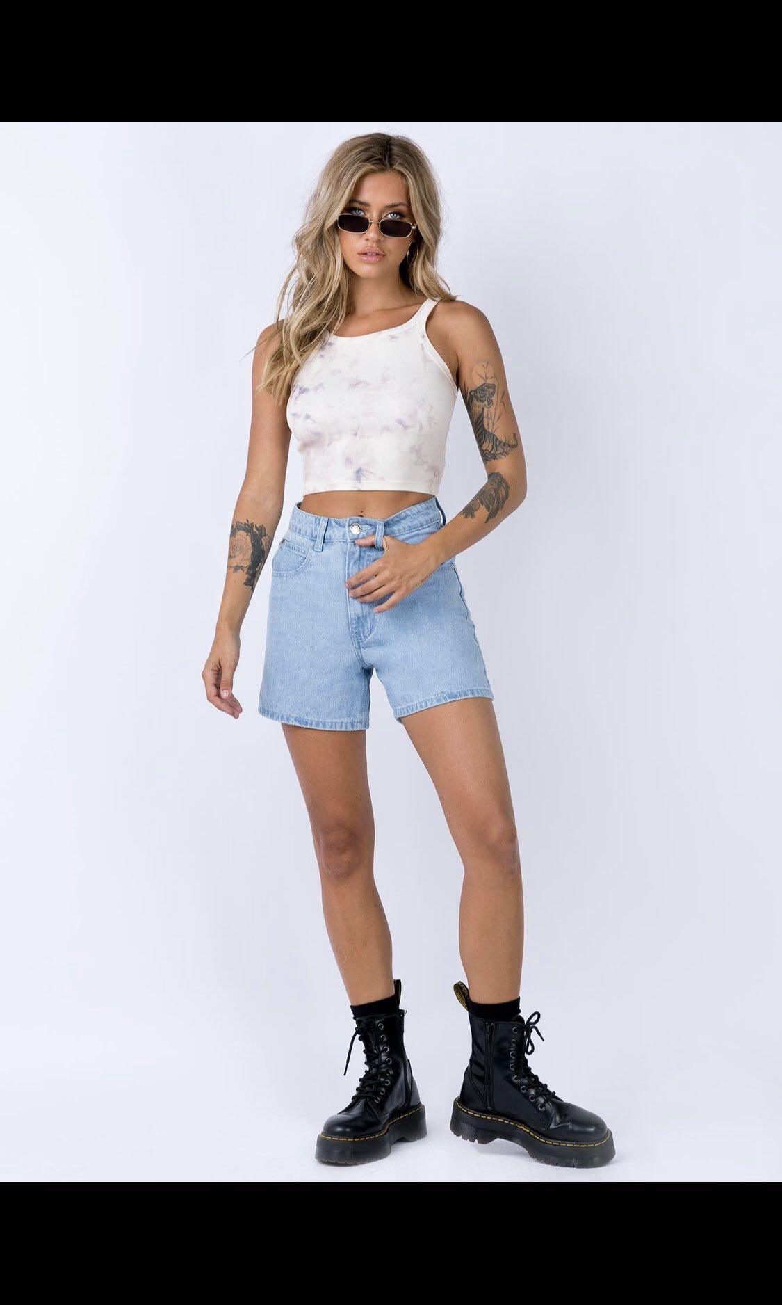 princess polly light denim swalla shorts Women s Fashion Bottoms