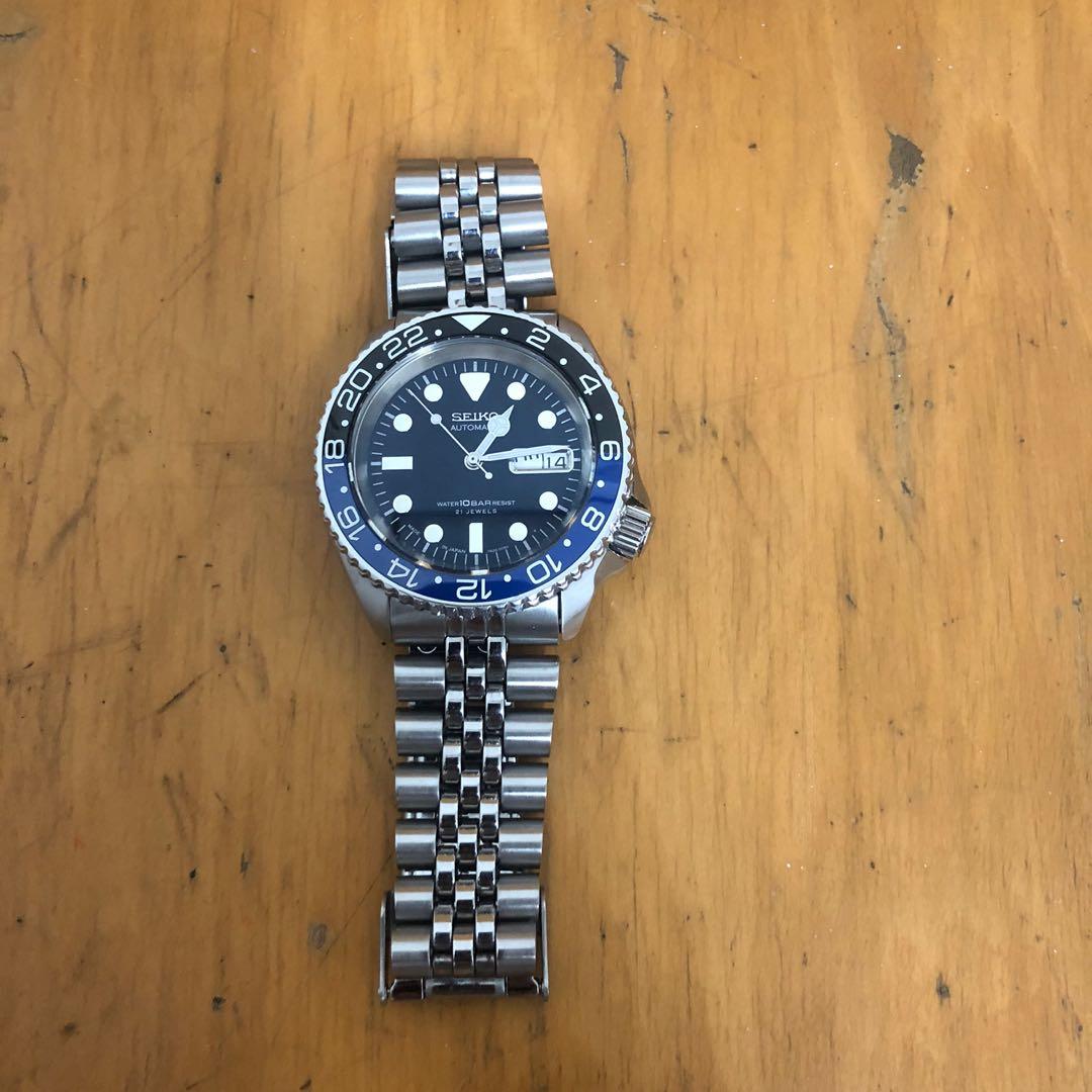 Seiko SKX Modded to Batman GMT (with original Jubilee bracelet), Men's  Fashion, Watches & Accessories, Watches on Carousell