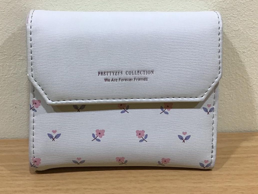 Prettyzys best sale collection purse