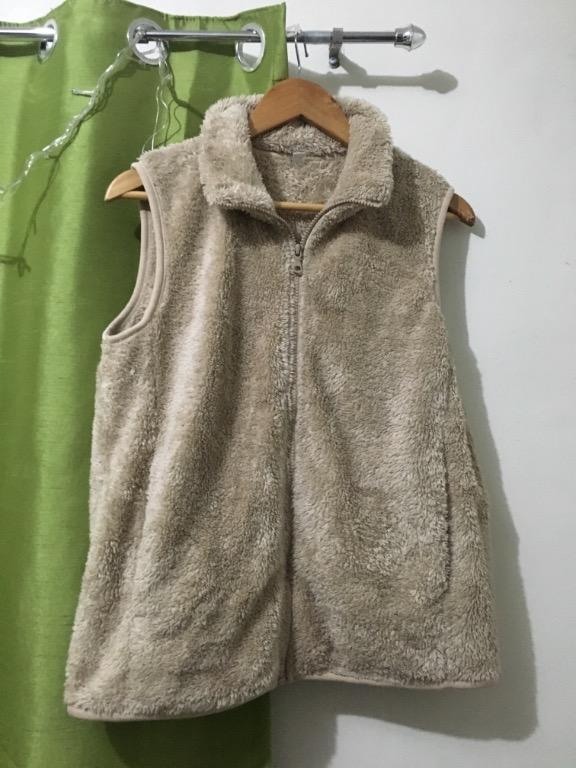 Fluffy Yarn Fleece Vest