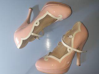Wittner Size 36 Pink & White Heels