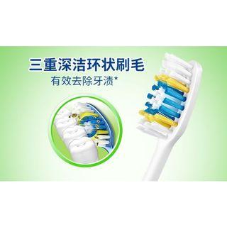 12 pcs (1 dozen) Colgate Triple Deep Clean Medium Toothbrush