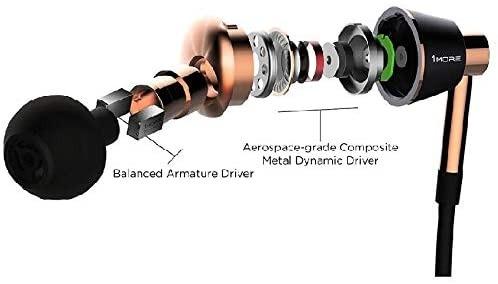 1MORE Triple Driver In Ear Oordopjes, Hi-Res Koptelefoon met MEMS Microfoon, Krachtige Bass Geluid, Inline Afstandsbediening, Bedrade Oordopjes met 3.5mm Aansluiting voor Smartphones en PC (Goud