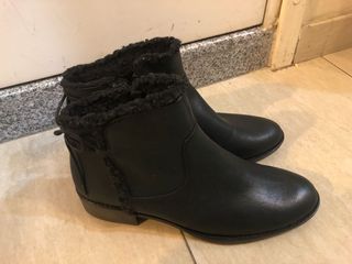 （分類：）位於 。 由 heyseller1 提交（商品編號 1053889591，圖片 1）。簡介： 。