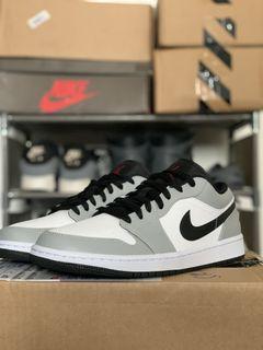 Air Jordan 1 Low Light Smoke Grey UK8