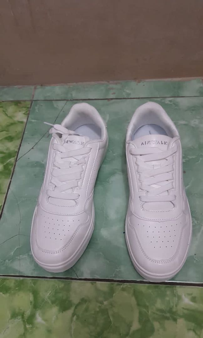 Airwalk discount full white