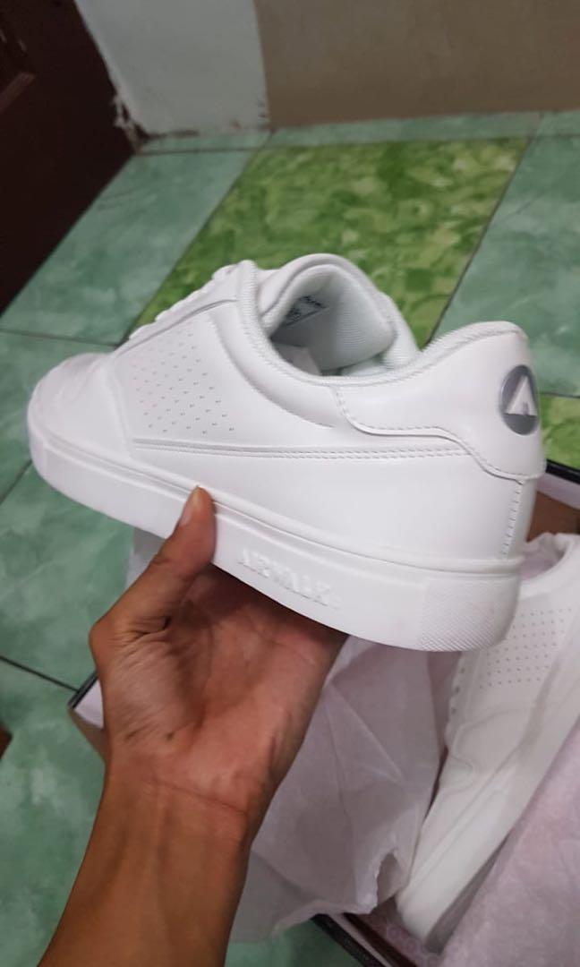 Airwalk discount full white