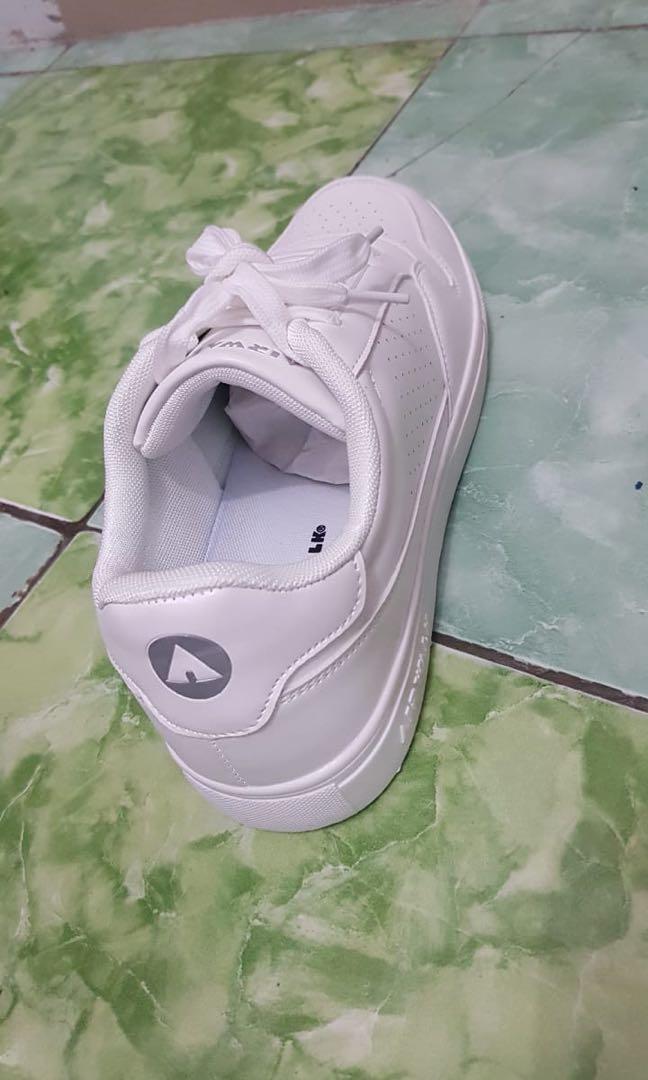 Airwalk full discount white