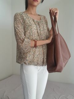 (Kategori: ) berada di . Dikirim oleh i.declutter.things (ID iklan 1053834092, Gambar 1). Deskripsi: .